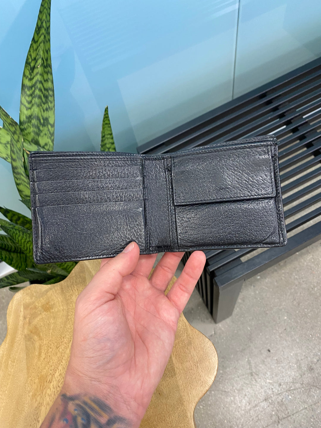 Gucci Black Leather Marmont Billfold Wallet (3803)
