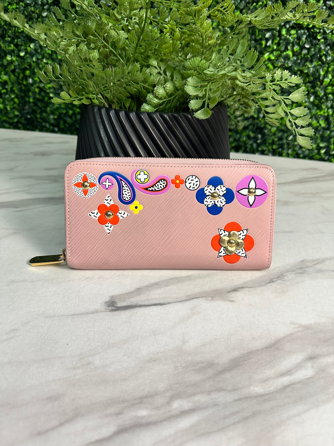 Louis Vuitton Rose Ballerine Epi Floral Zippy Wallet (808)