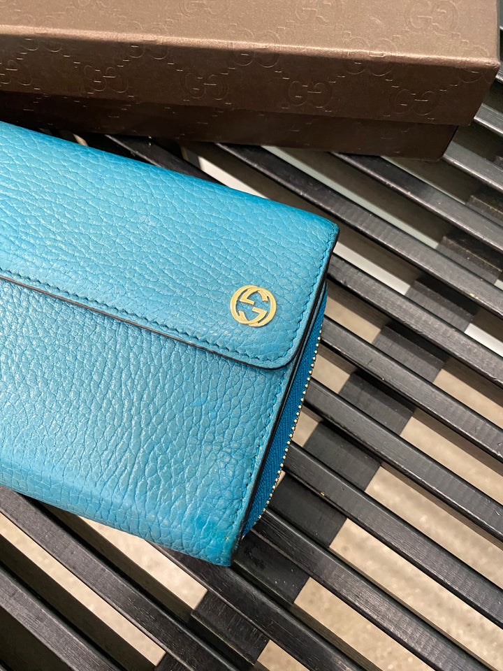 Gucci Turquoise Leather Long Wallet (1832)