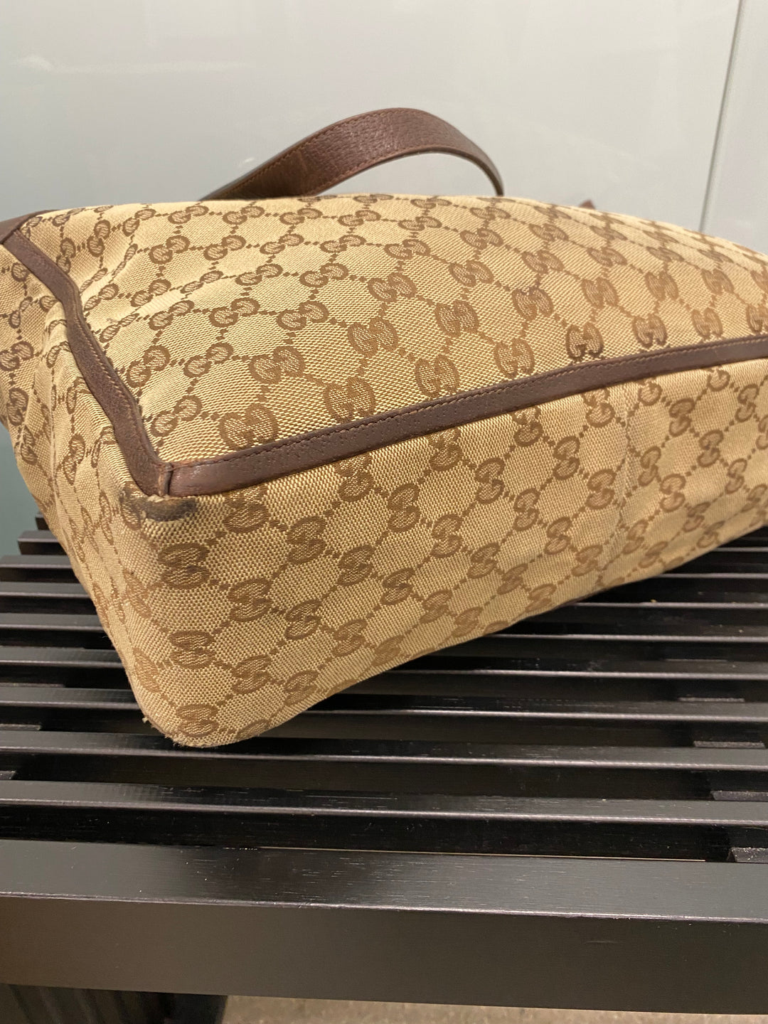 Gucci GG Canvas Handbag (2392)