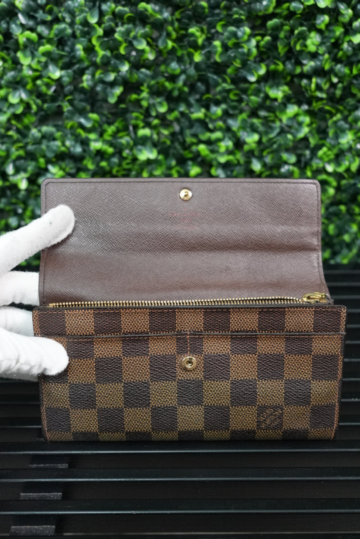 Louis Vuitton Damier long wallet