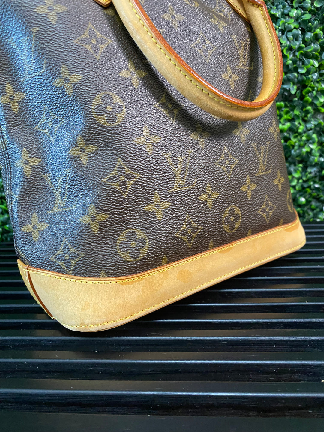 Louis Vuitton Monogram Lock It Bag