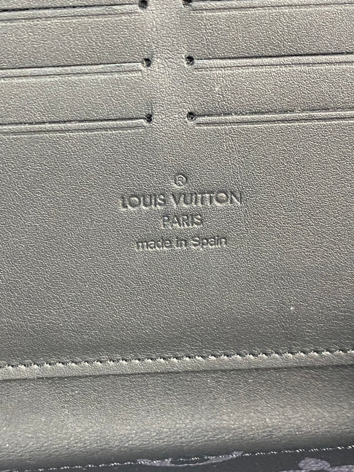 Louis Vuitton Monogram Eclipse Trunk Zippy Wallet (3072)