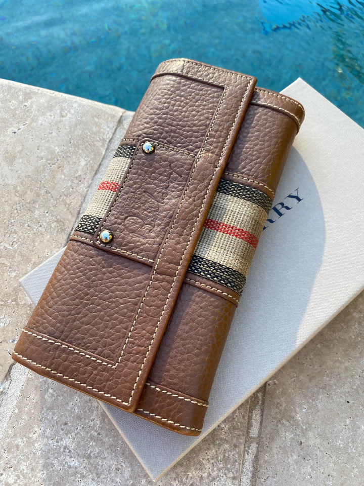 Burberry Vintage Leather Long Wallet (3325)