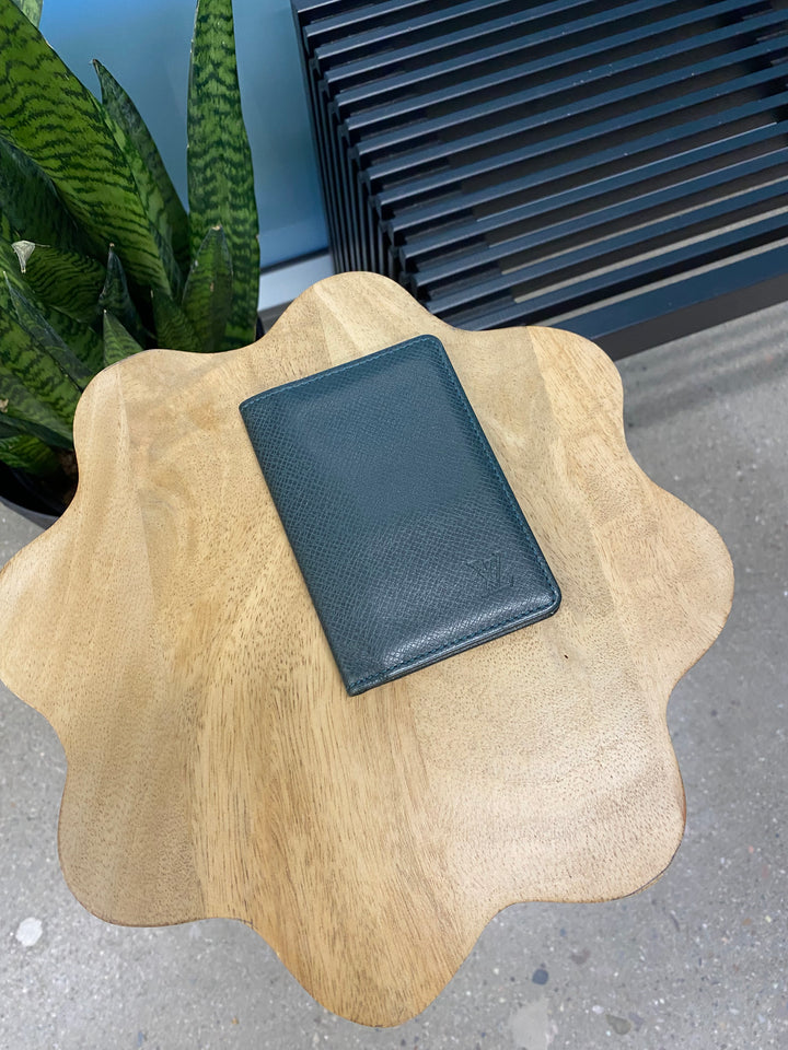 Louis Vuitton Green Taiga Leather Pocket Organizer (6820)