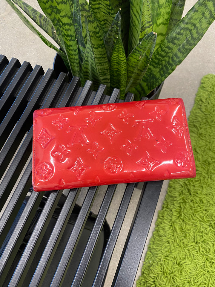 Louis Vuitton Red Vernis Sarah Long Wallet (3923)