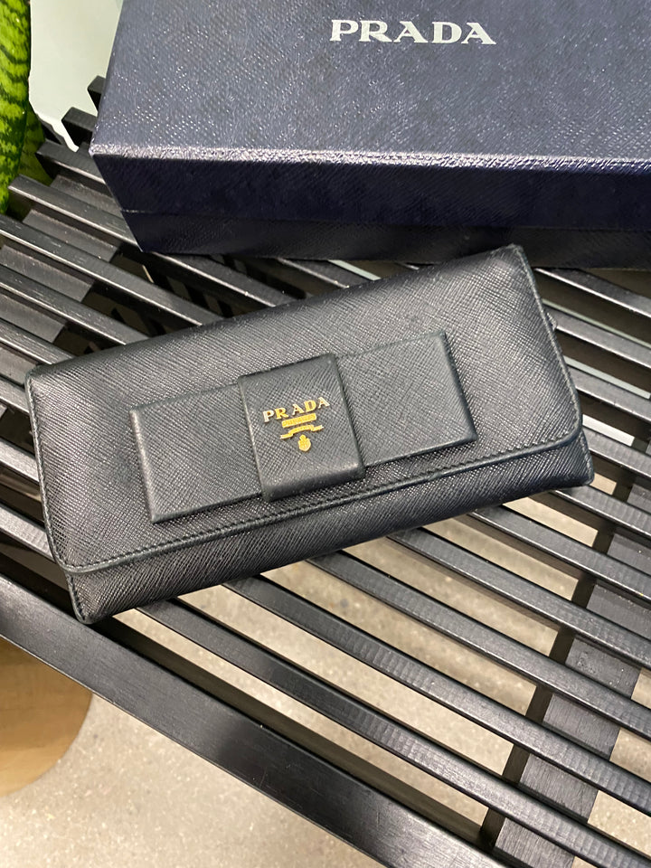 Prada Black Saffiano Bow Long Wallet (8099)