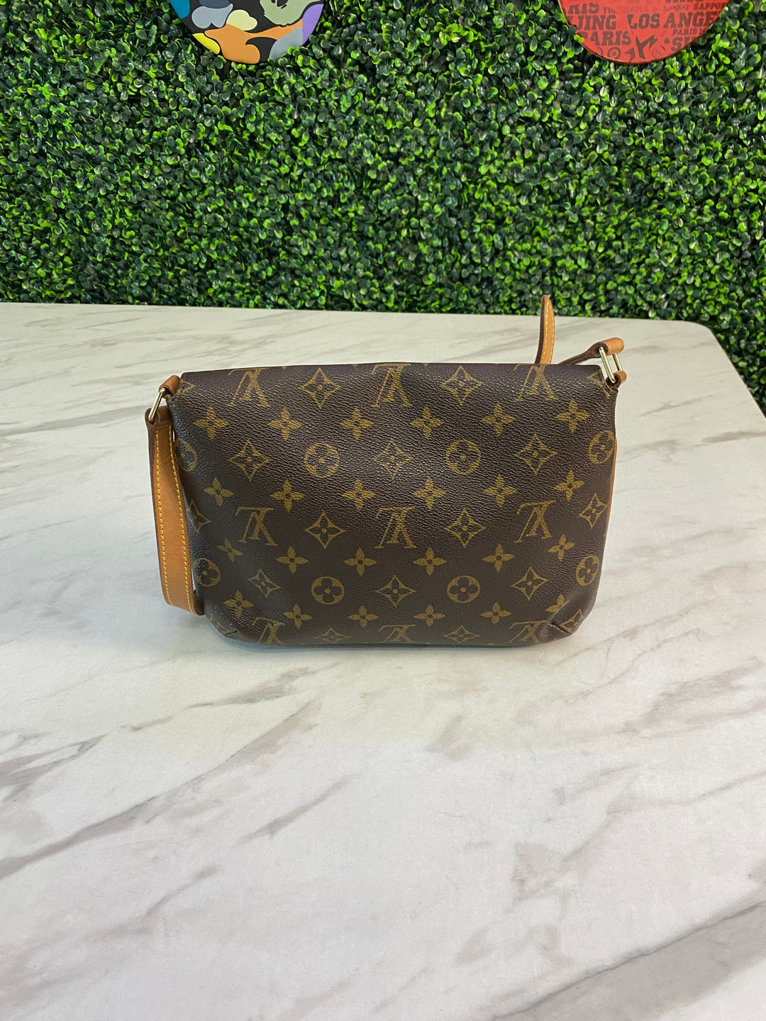 Louis Vuitton Monogram Musette Tango Shoulder Bag (085)