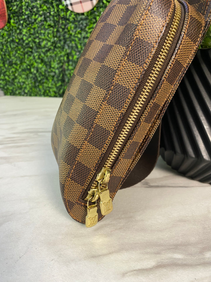 Louis Vuitton Damier Ebene Geronimos Sling (2378)