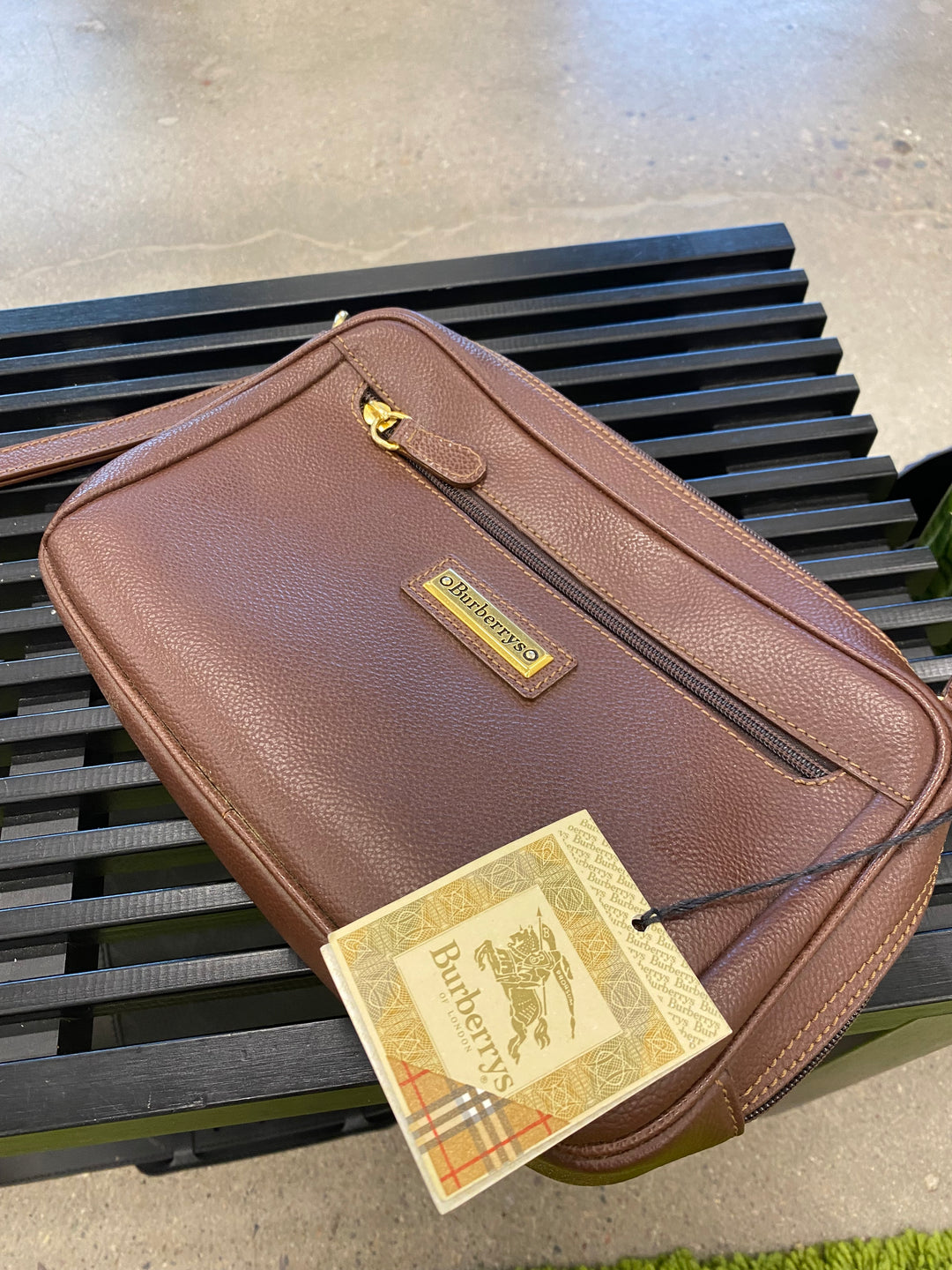 Burberry Brown Pebbled Leather Toiletry Pouch (9584)