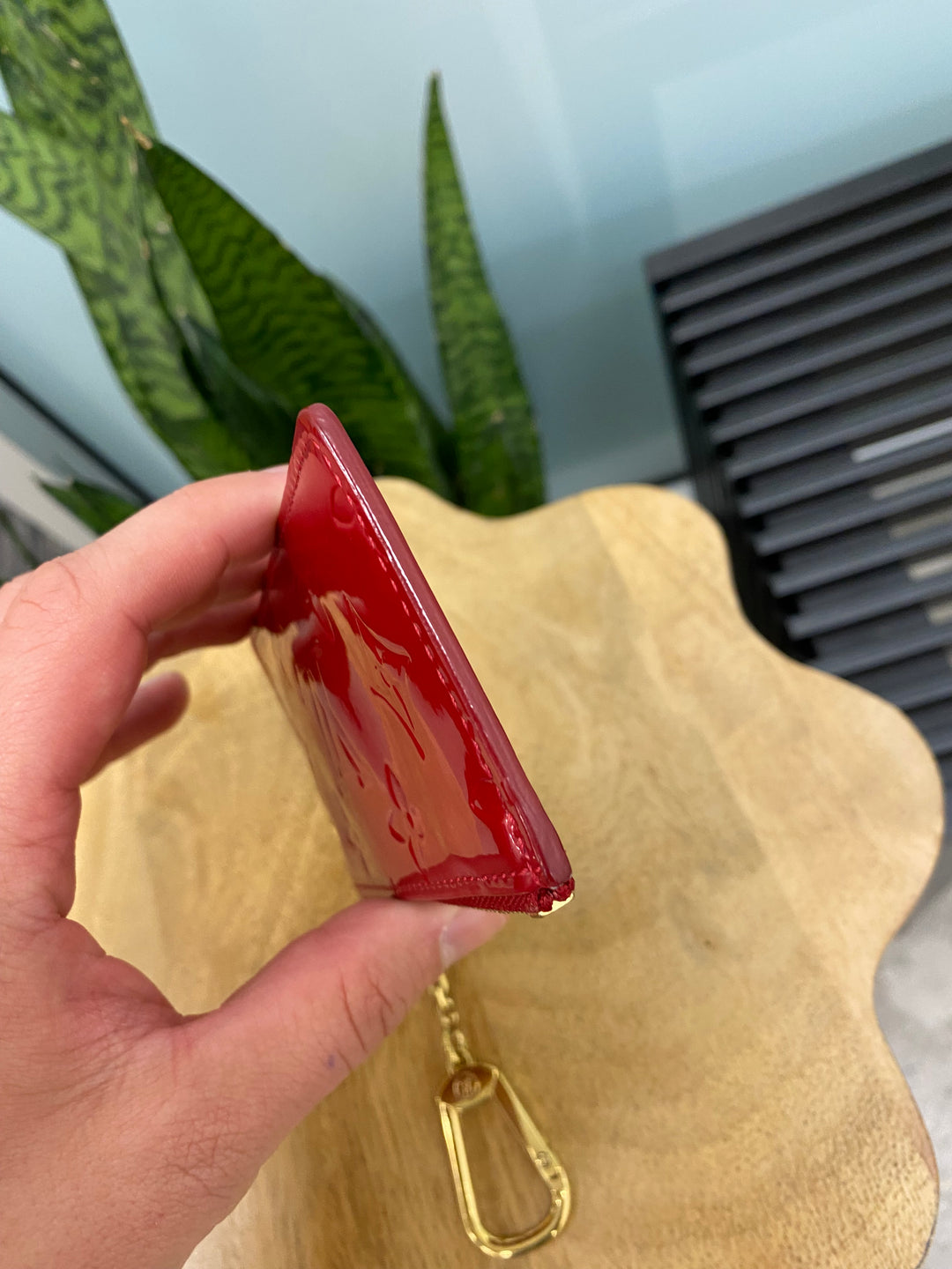 Louis Vuitton Red Vernis Key Cles (0075)