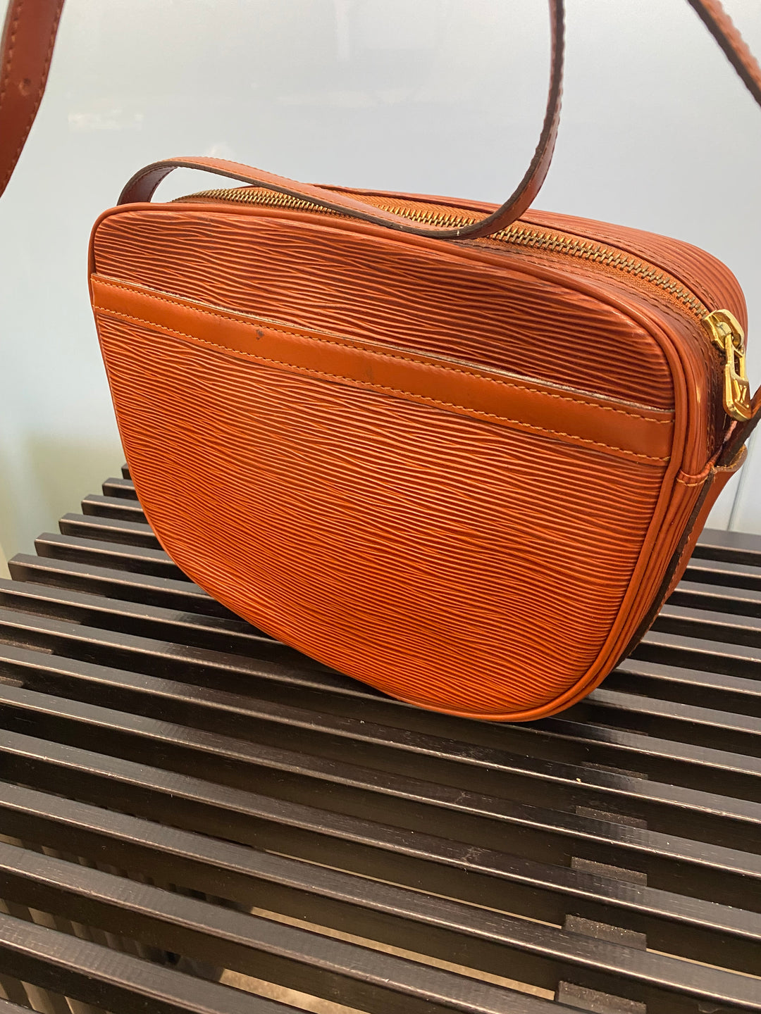 Louis Vuitton Cognac Epi Jeune Fille Crossbody Bag (0901)