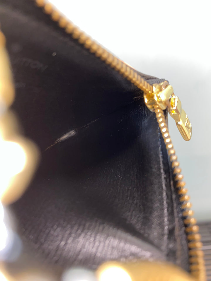 Louis Vuitton Black Epi Key Cles (7898)