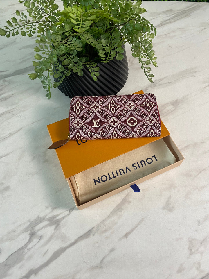 Louis Vuitton Since 1854 Monogram Jacquard Zippy Wallet (5525)