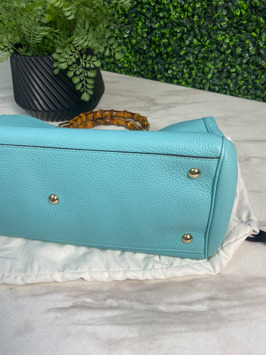Gucci Pebbled Leather Bamboo Shopper Tote (HP01)