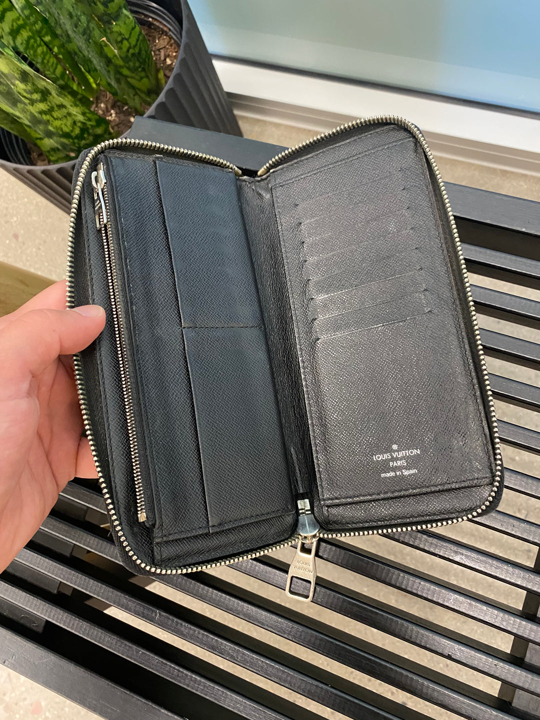 Louis Vuitton Damier Graphite Vertical ZIppy Wallet (3062)