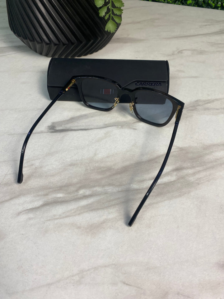 Carrera Wayfarer Sunglasses (HP04)