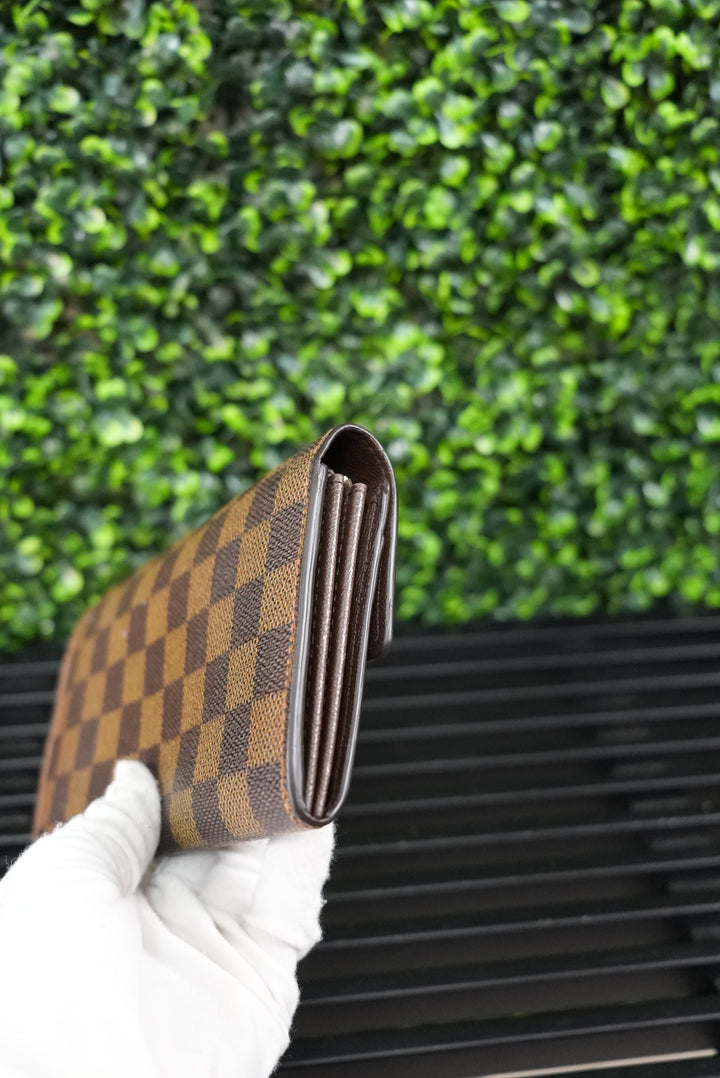 Louis Vuitton Damier long wallet