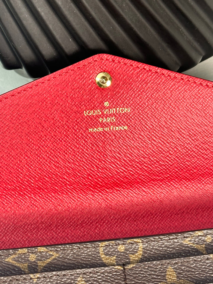 Louis Vuitton Monogram Patches Sarah Wallet (1276)