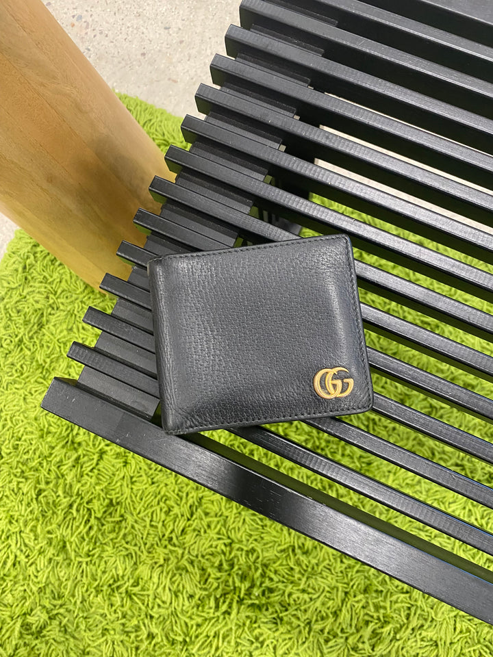 Gucci Black Pebbled Leather Marmont Billfold Wallet (5094)