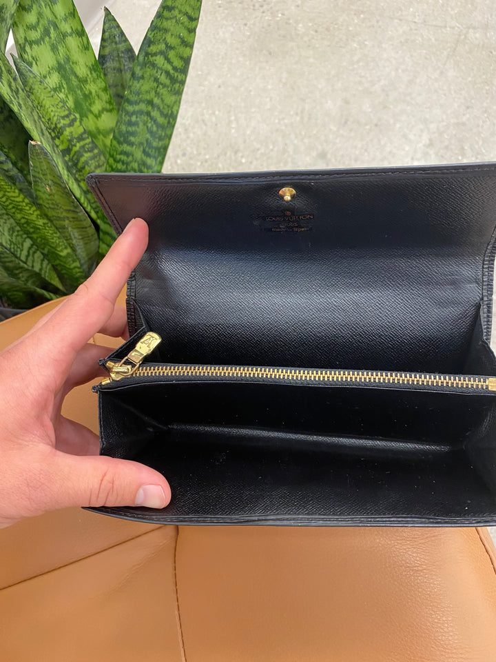 Louis Vuitton Black Epi Sarah Long Wallet (7293)