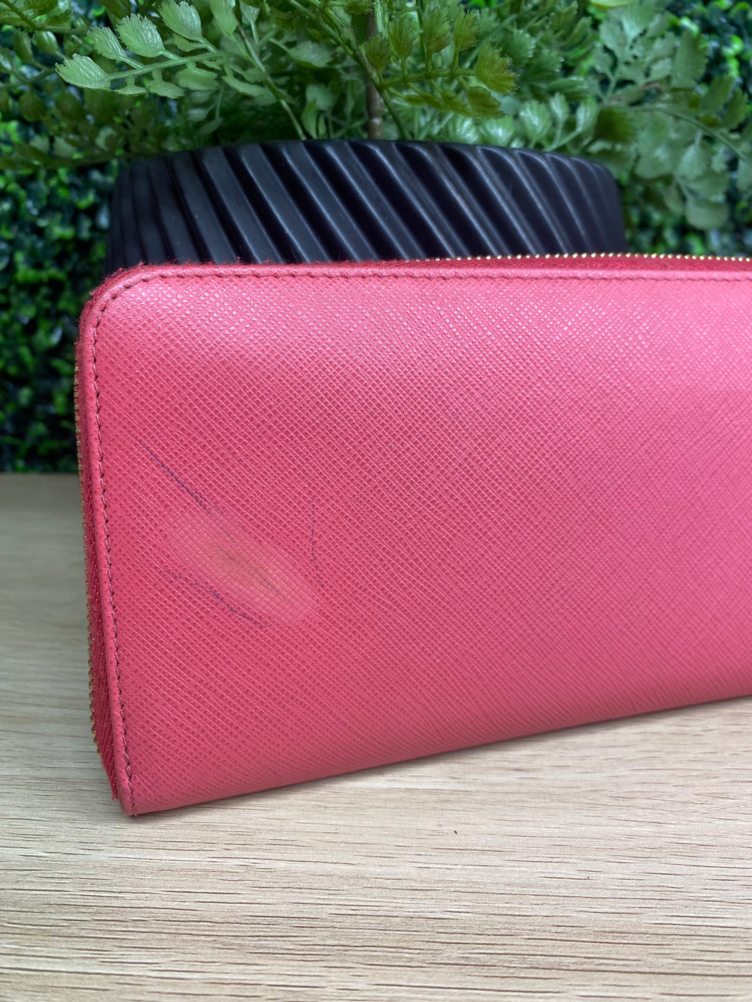 Prada Pink Saffiano Bow Zippy Wallet (4076)
