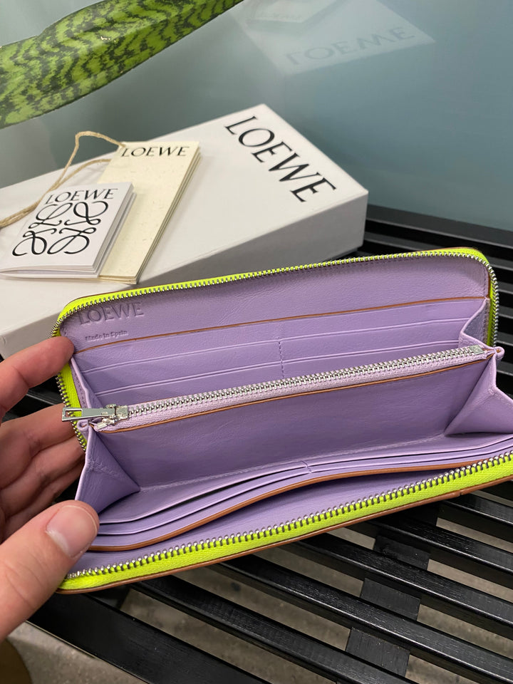 Loewe Tri Colored Puzzle Zippy Wallet (8350)