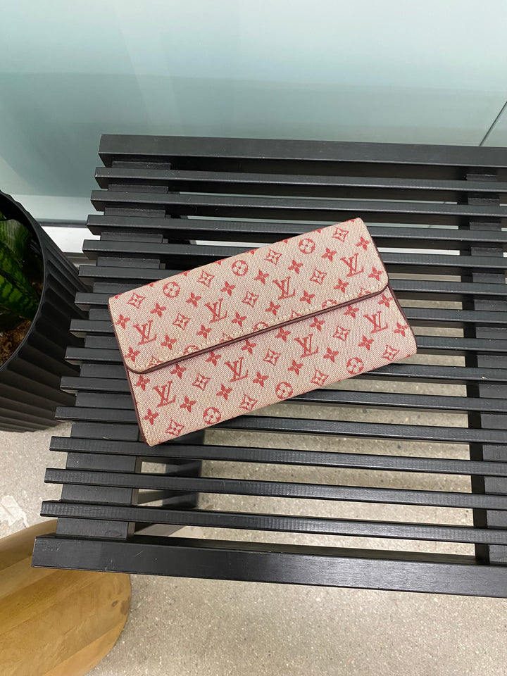 Lousi Vuitton Red Mini Lin International Long Wallet (4949)