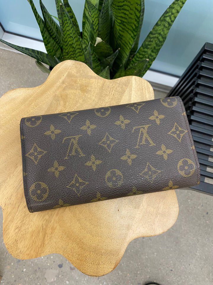 Louis Vuitton Monogram International Long Wallet (6954)