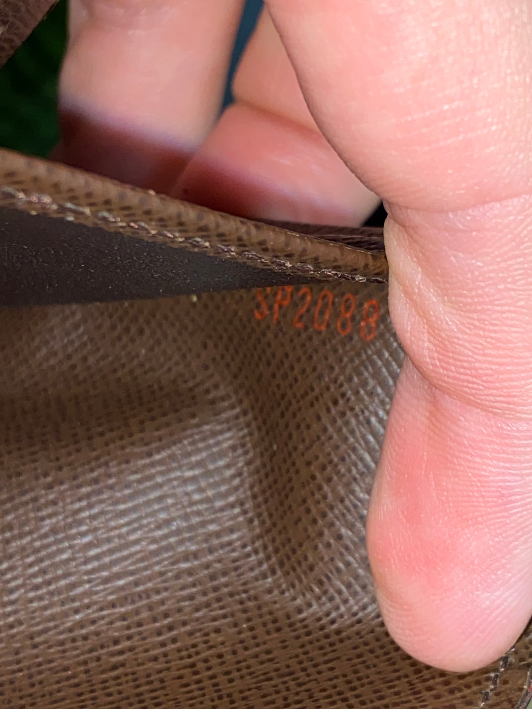 Louis Vuitton Damier Ebene Billfold Wallet (7142)