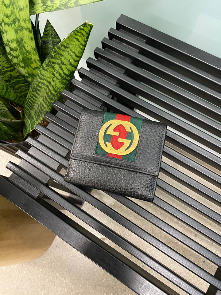 Gucci Black Leather Sherry Line Interlocking GG Compact Wallet (8380)