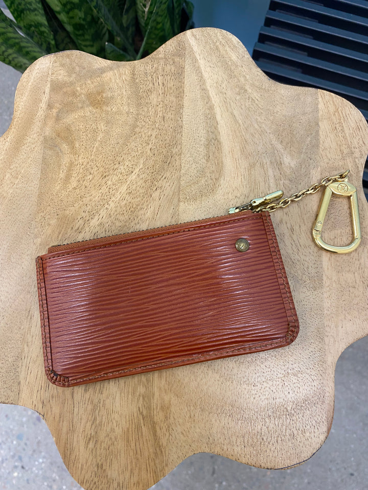 Louis Vuitton Cognac Epi Key Cles (6900)