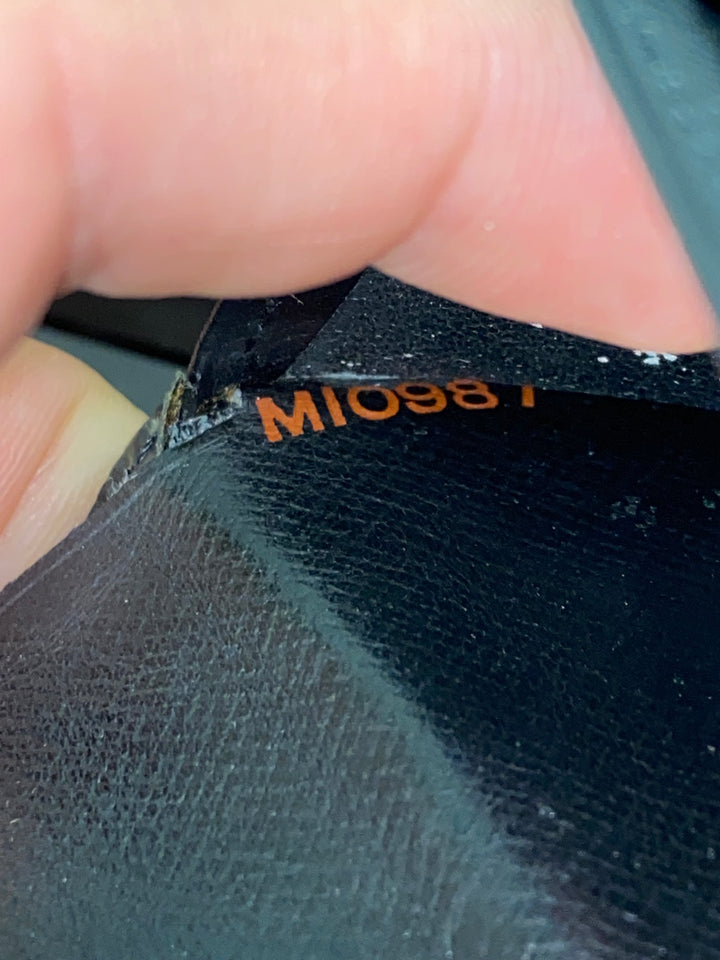 Louis Vuitton Black Epi French Wallet (4624)