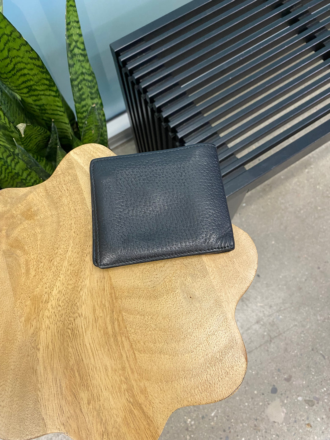 Gucci Black Leather Marmont Billfold Wallet (3803)