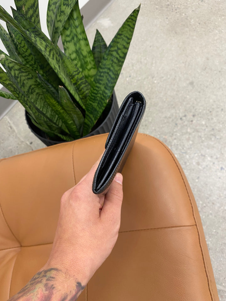 Louis Vuitton Black Epi Sarah Long Wallet (7293)