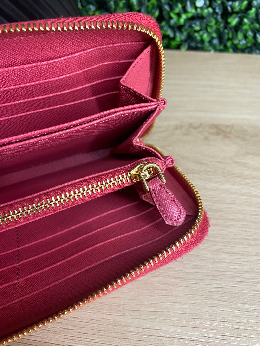 Prada Pink Saffiano Bow Zippy Wallet (4076)