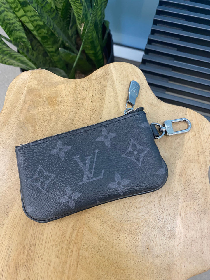 Louis Vuitton Reverse Eclipse Coin Pouch (1701)