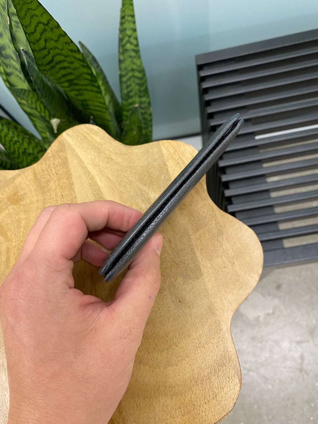 Louis Vuitton Black Taiga Leather Pocket Organizer (0199)
