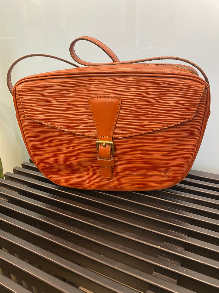 Louis Vuitton Cognac Epi Jeune Fille Crossbody Bag (0901)