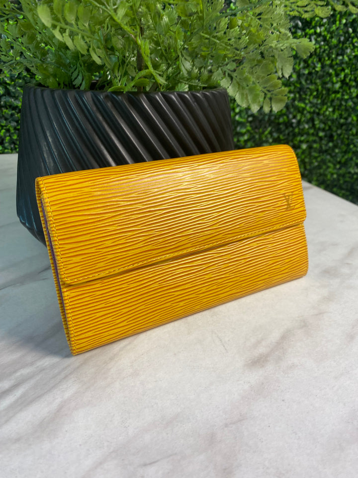Louis Vuitton Yellow Epi Long Wallet (0727)