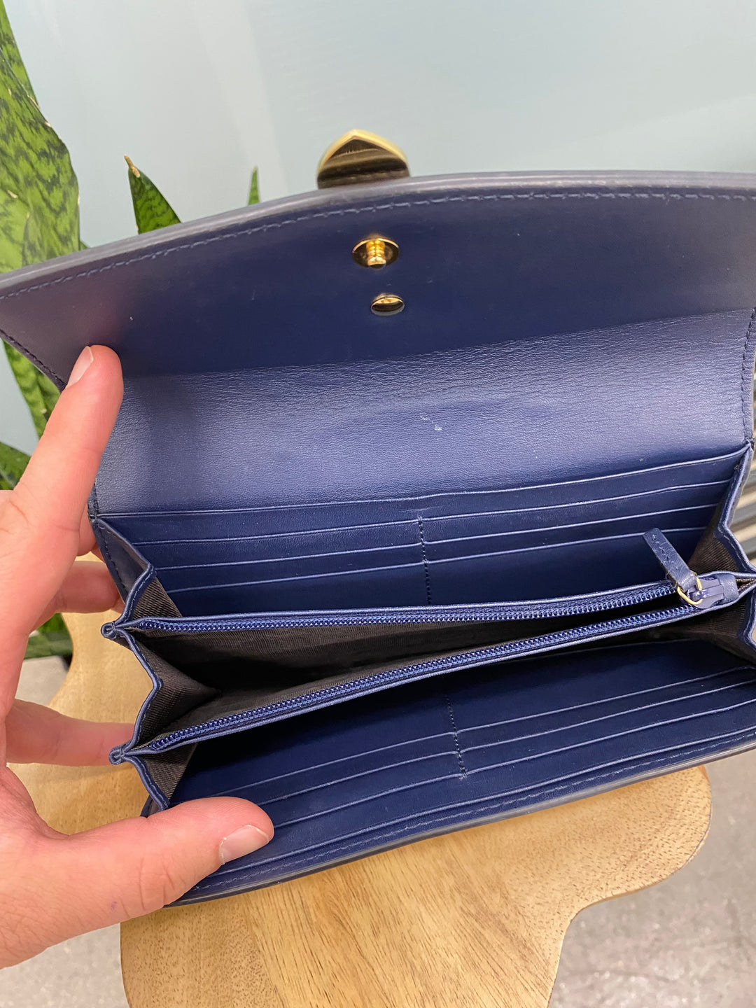 Gucci Navy Leather Sylvie Long Wallet (0107)