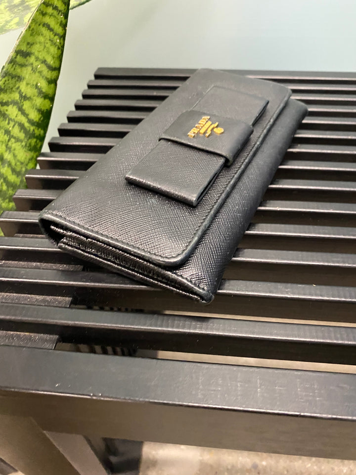 Prada Black Saffiano Bow Long Wallet (8099)