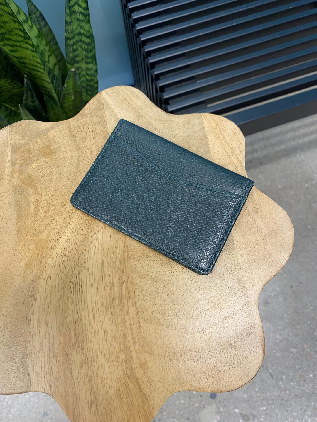 Louis Vuitton Green Taiga Leather Pocket Organizer (6820)