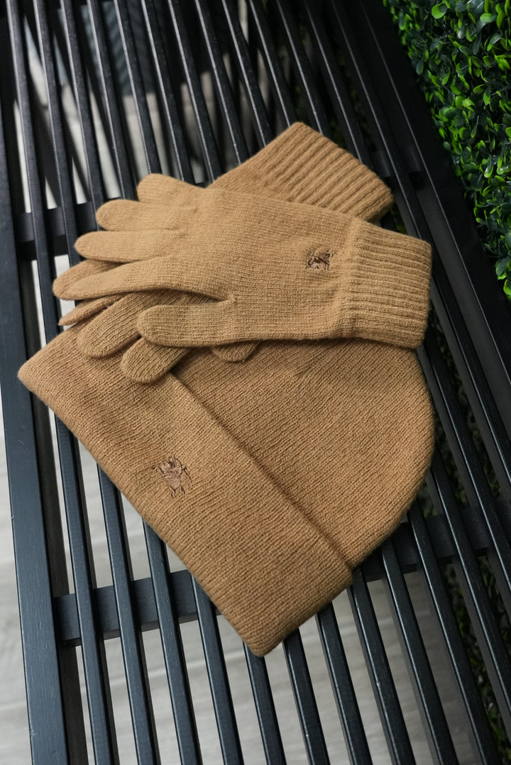 Burberry Beanie and Gloves Set