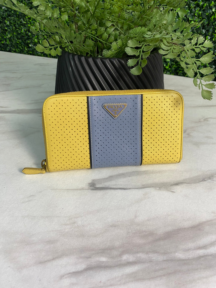 Prada Perforated Saffiano Leather Zippy Wallet (7068)