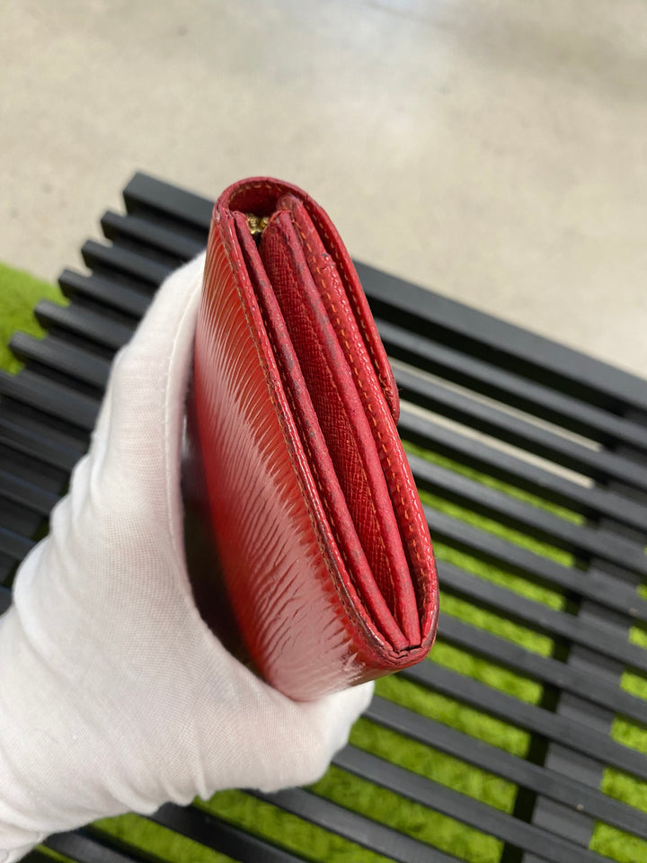 Louis Vuitton Red Epi Sarah Long Wallet (1957)