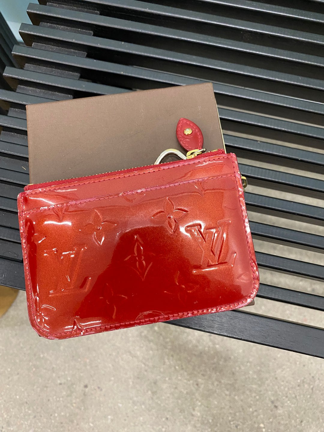 Louis Vuitton Red Vernis Pochette Cles (7069)