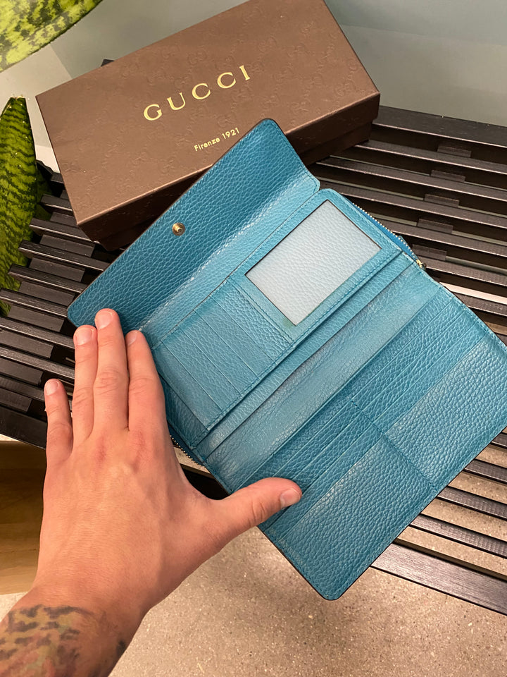 Gucci Turquoise Leather Long Wallet (1832)