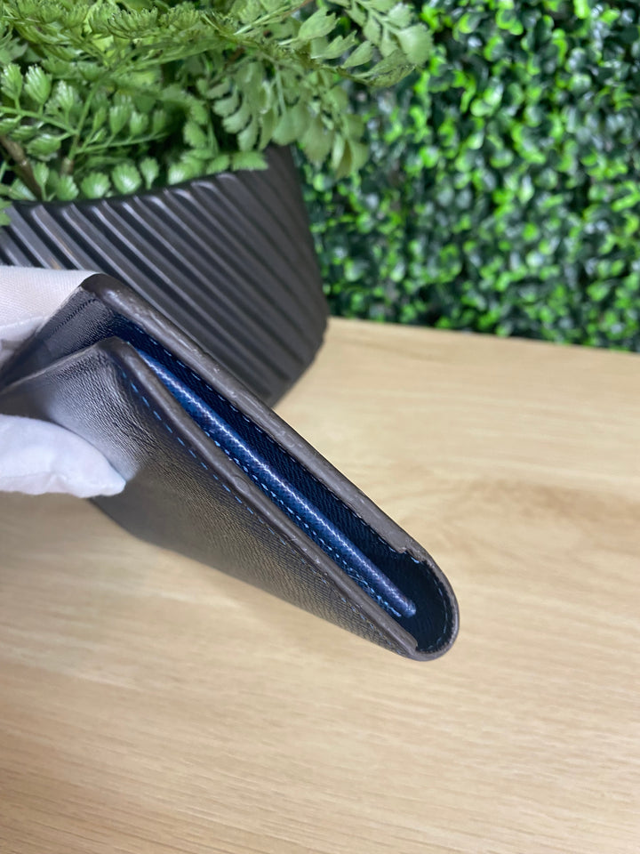 Louis Vuitton Navy Taiga Leather Brazza Wallet (2426)