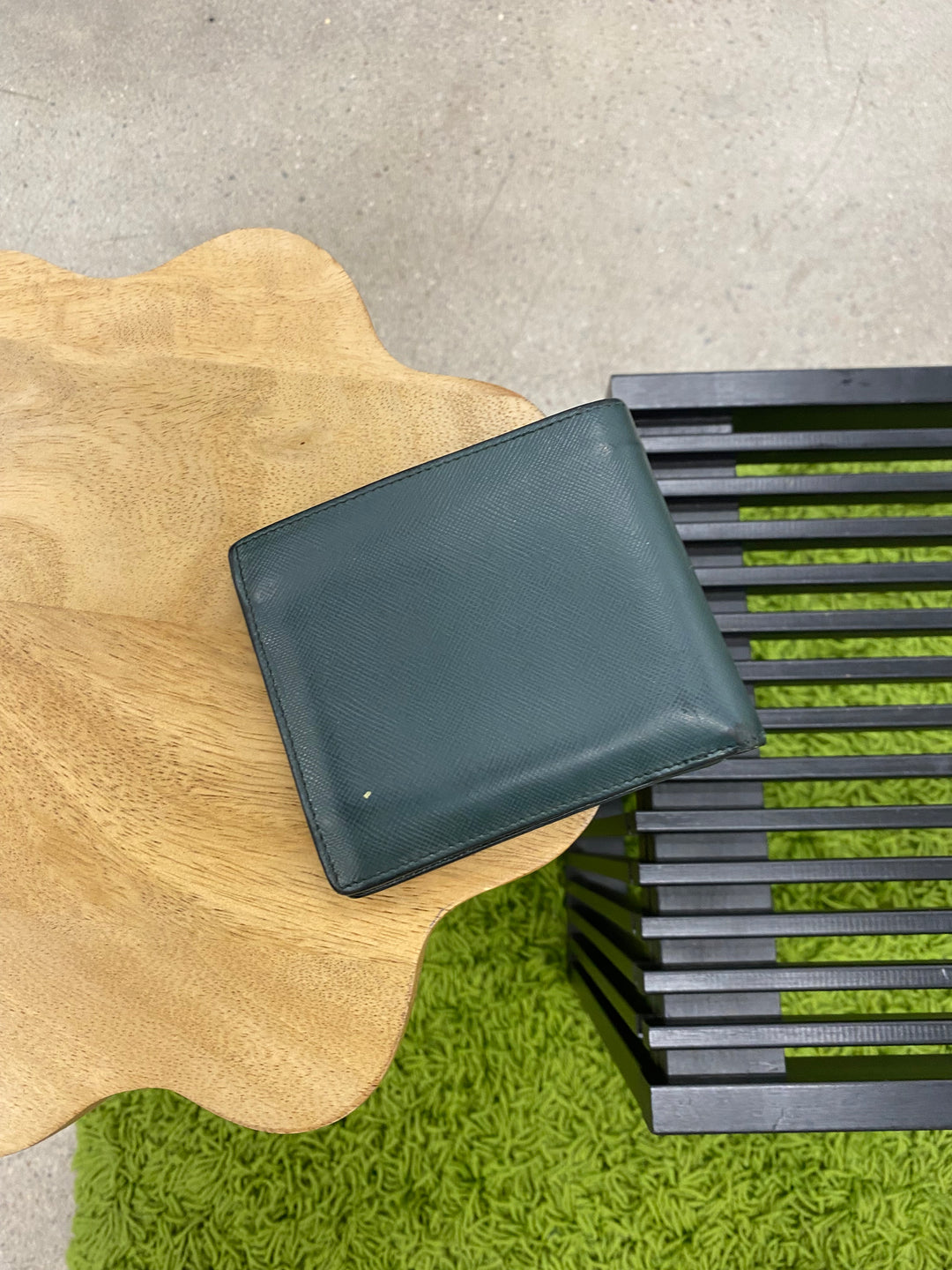 Prada Saffiano Billfold Wallet (8805)